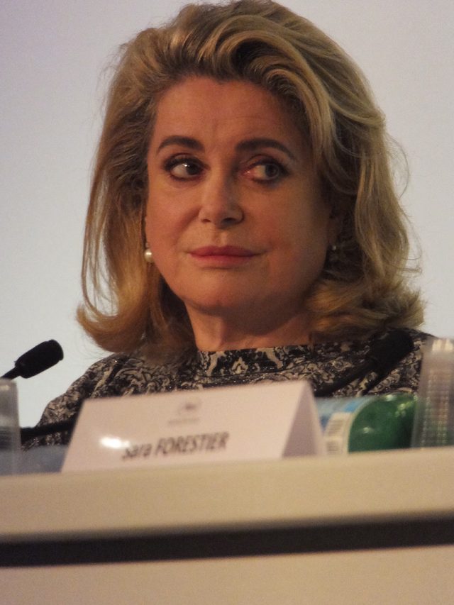 画像: オープニング作品に出演のカトリーヌ・ドヌーブ。大女優オーラ、ムンムン