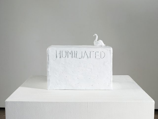 画像: Tracey Emin, Humiliated, 2013 © Courtesy the artist and Lehmann Maupin, New York and Hong Kong © Bildrecht, Vienna 2015