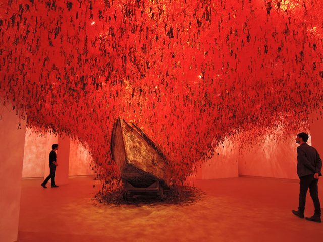 画像: Shioda Chiharu “The Key in the Hand” Installation ©yuzo ueda -cinefil