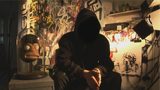 画像: 映画『イグジット・スルー・ザ・ギフトショップ』でのBANKSY http://www.uplink.co.jp/exitthrough/artist/