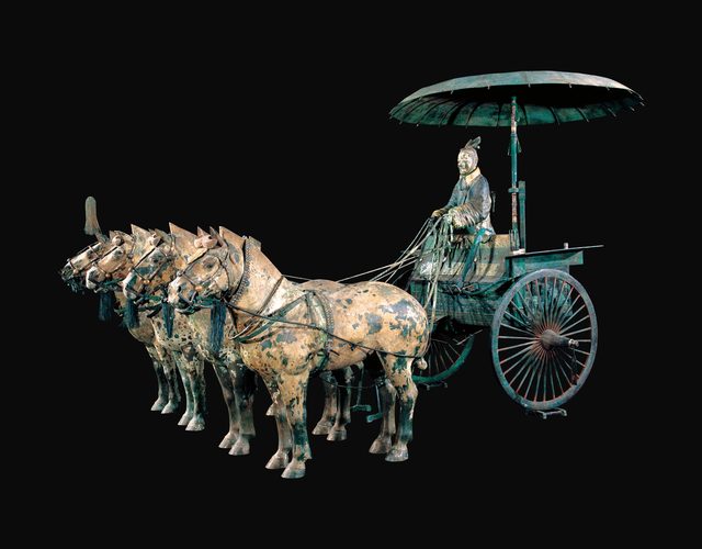 画像: 1号銅車馬(展示は複製)(原品 秦時代・前3世紀)、秦始皇帝陵博物院蔵 ©Shaanxi Provincial Cultural Relics Bureau & Shaanxi Cultural Heritage Promotion Center