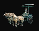 画像: 1号銅車馬(展示は複製)(原品 秦時代・前3世紀)、秦始皇帝陵博物院蔵 ©Shaanxi Provincial Cultural Relics Bureau & Shaanxi Cultural Heritage Promotion Center