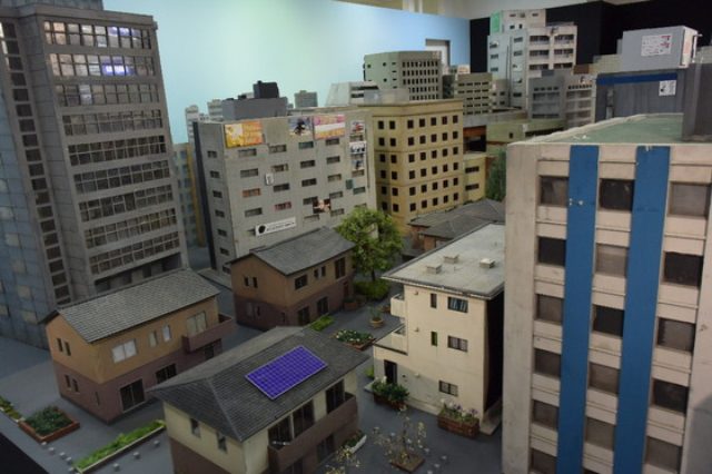 画像1: http://blogs.yahoo.co.jp/moonrobot44/13302091.html