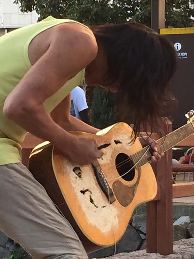 画像: 小倉城での村田峰紀のパフォーマンス photo(C)operation table