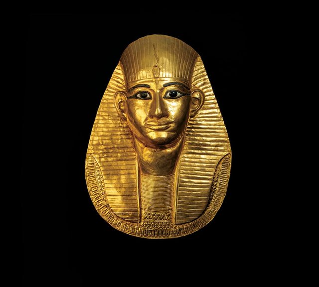画像: アメンエムオペト王の黄金のマスク 第3中間期 第21王朝(前993~984年) 国立カイロ博物館蔵