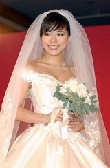 画像: http://ringosya.jp/trend-syakuyumiko-kekkon-10454