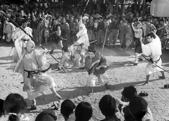 画像2: (C)京都文化博物館 映像情報室 The Museum of Kyoto, Kyoto Film Archive http://www.bunpaku.or.jp/exhi_film/
