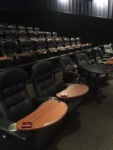 画像: http://www.yelp.co.jp/biz/studio-movie-grill-rocklin-2