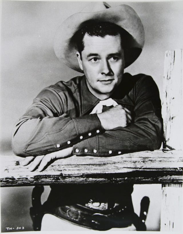 画像: ティム・ホルト https://theautry.org/the-colt-revolver-in-the-american-west/western-entertainers?artifact=93.141.4