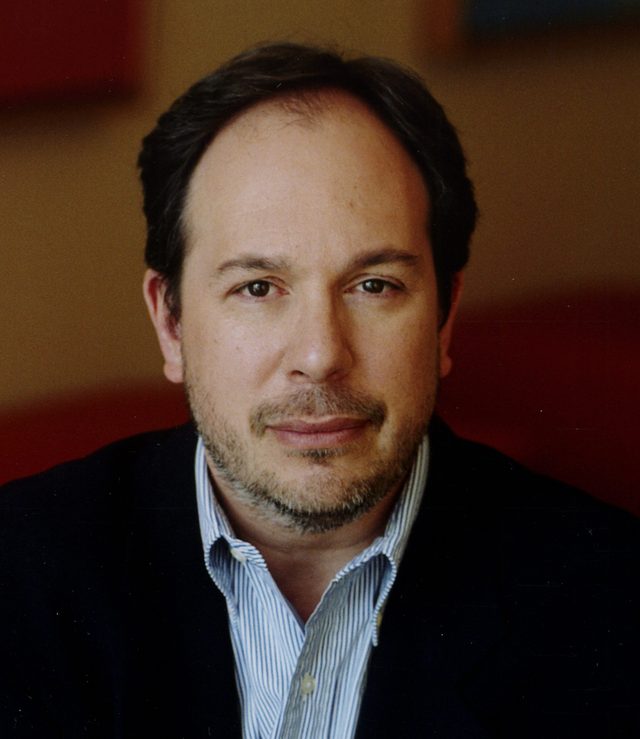 画像: http://deadline.com/2011/04/mark-gordon-signs-new-deal-with-abc-studios-inks-first-look-pact-with-disney-120769/