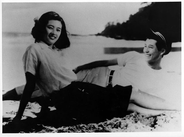 画像2: 『青い山脈』 1949(昭和24)年藤本プロ・東宝作品/91分・モノクロ 原作:石坂洋次郎 脚色:今井正、井手俊郎 監督:今井正 製作:藤本真澄 京都文化博物館 映像情報室 The Museum of Kyoto, Kyoto Film Archive