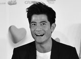 画像: http://image.baidu.com/search/index?tn=baiduimage&ipn=r&ct=201326592&cl=2&lm=-1&st=-1&fm=result&fr=&sf=1&fmq=1454499540175_R&pv=&ic=0&nc=1&z=&se=1&showtab=0&fb=0&width=&height=&face=0&istype=2&itg=0&ie=utf-8&word=%E9%83%AD%E5%AF%8C%E5%9F%8E #z =0&pn=&ic=0&st=-1&face=0&s=0&lm=-1