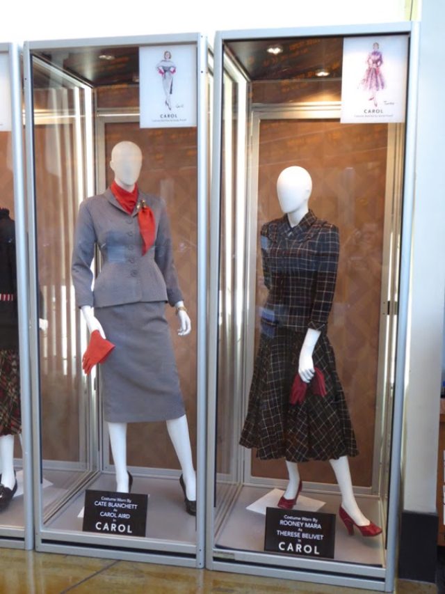 画像2: http://hollywoodmoviecostumesandprops.blogspot.jp/2015/11/cate-blanchett-and-rooney-mara-costumes.html