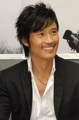 画像: http://www.oricon.co.jp/news/46309/photo/4/
