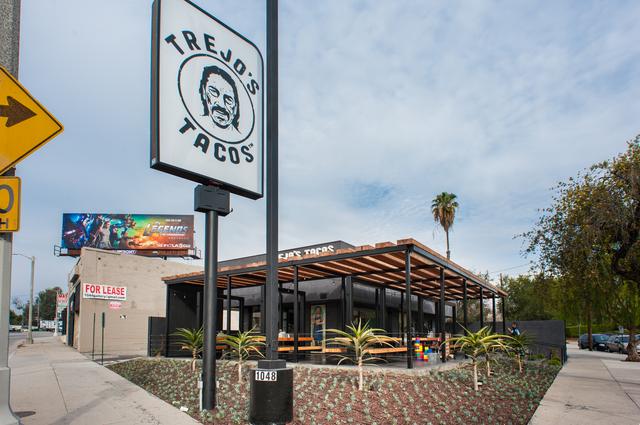 画像: TREJO'S TACOS 住所: 1048 S LA BREA Los Angeles, Ca 90019 電話:323 938-TACOS 営業時間:11:00a - 4:00p www.trejostacos.com