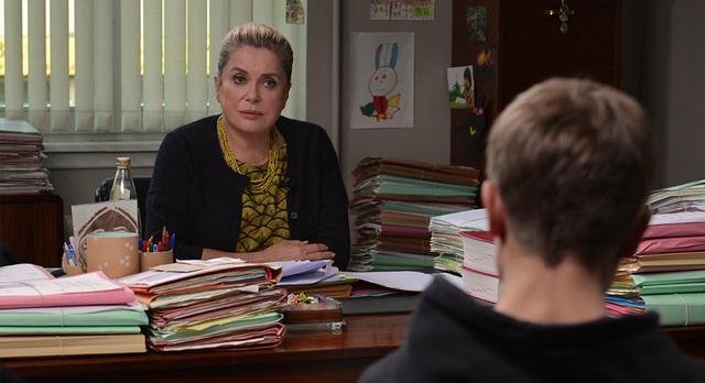 画像: http://unifrance.jp/festival/2016/ © 2015 LES FILMS DU KIOSQUE - FRANCE 2 CINÉMA - WILD BUNCH - RHÔNE ALPES CINÉMA – PICTANOVO