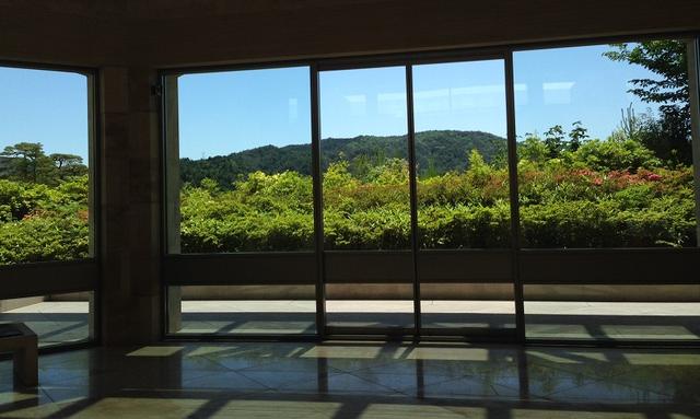 画像: 現代の桃源郷とも言えるMIHO MUSEUMで『極(きわみ) 大茶の湯釜展-茶席の主―』開催!