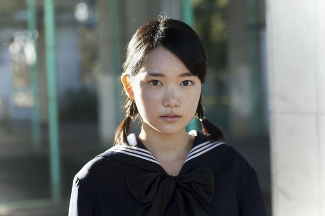 画像3: 監督コメント: 「15 歳の愛」に真っ向から挑みました。心の中で静かに爆発する爆弾のような映画を、ご体験下さい。