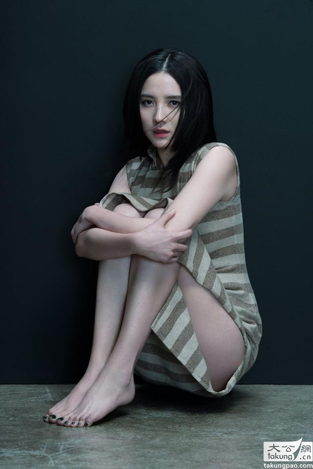 画像: ソン・ジア http://ent.takungpao.com/photo/q/2013/0308/1282469_10.html