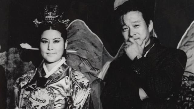 画像: https://thefilmstage.com/reviews/sundance-review-the-lovers-and-the-despot/