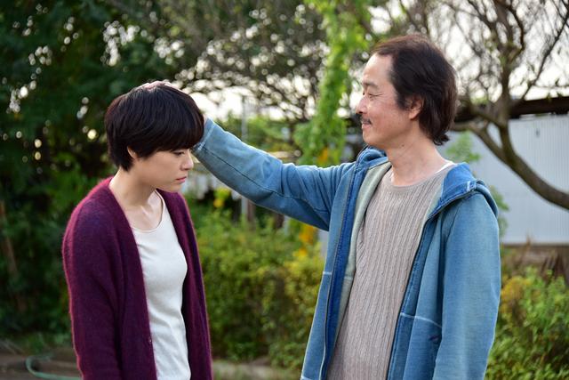 画像3: ©中澤日菜子・講談社/2016映画「お父さんと伊藤さん」製作委員会