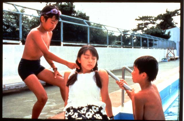 画像: ©1996 ROCKWELL EYES INC.