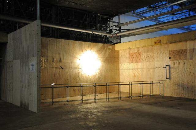 画像: Project 2 タムラサトル Tamura Satoru Point of Contact #2 電球、配線、 etc. 2016