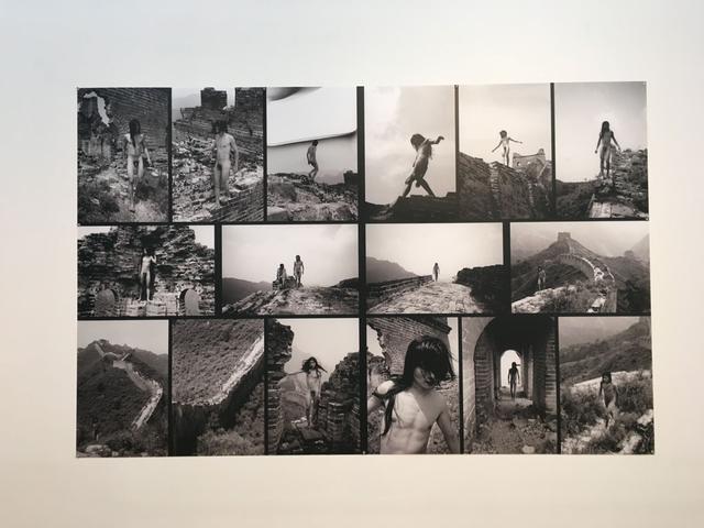 画像: 馬六明 Ma Liuming (中国) Great Wall C-print 2004