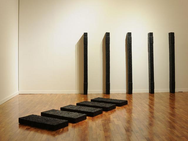 画像: 金壮燮 Kim Sung Bae (韓国) Painting on matter Courrugated fiber board, pigment 1987