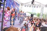 画像: 上海高島屋で行われた夏祭りイベントの様子 http://image.search.yahoo.co.jp/search;_ylt=A2RCA9vbyN9XjjYACVKU3uV7?p=%E4%B8%8A%E6%B5%B7 +%E9%AB%98%E5%B3%B6%E5%B1%8B%E3%80%80%E3%82%A4%E3%83%99%E3%83%B3%E3%83%88&aq=-1&oq=&ei=UTF-8#mode%3Ddetail%26index%3D55%26st%3D2028