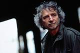画像: http://www.darkhorizons.com/r-i-p-filmmaker-curtis-hanson/