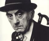 画像: http://www.thefamouspeople.com/profiles/ray-douglas-bradbury-2223.php