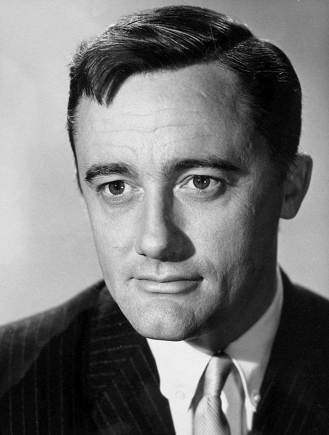 画像: http://www.wikiwand.com/hu/Robert_Vaughn