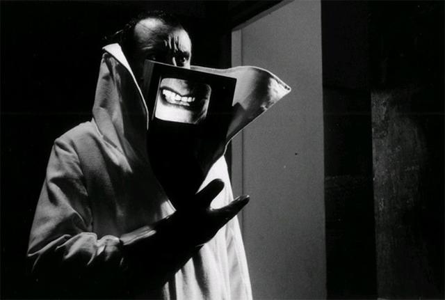 画像: http://blog.goo.ne.jp/metrogallery/e/1d774ca5e9ff2163551d2b17bf3f292c
