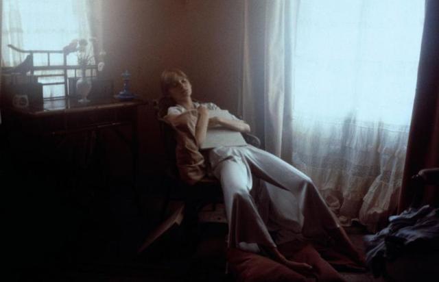 画像: http://www.cinemagia.ro/filme/laura-les-ombres-de-lete-158581/imagini-hires/1093067/