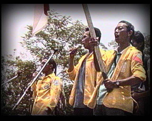 画像: ●9808 -インドネシア民主化10年目のアンソロジー 9808 Antologi 10 Tahun Reformasi Indonesia/9808 Anthology of 10th Year Indonesian Reform 2008年|115分|デジタル