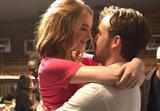 画像1: EW0001: Sebastian (Ryan Gosling) and Mia (Emma Stone) in LA LA LAND. Photo courtesy of Lionsgate.© 2016 Summit Entertainment, LLC. All Rights Reserved.