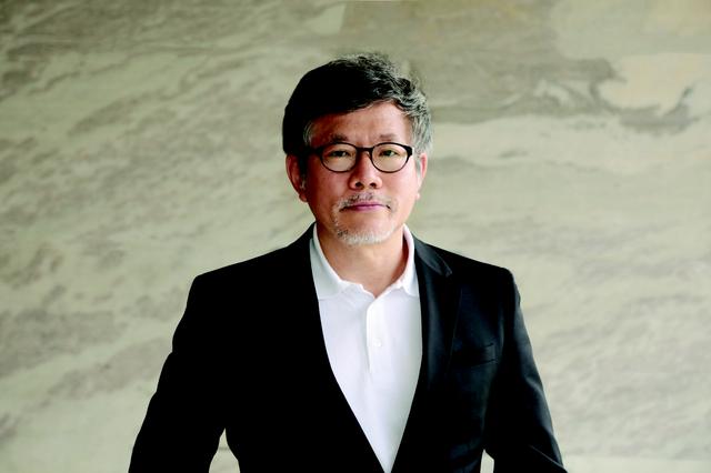 画像: オフシアター部門審査員:チェ・ヨンベ(韓国/プチョン国際ファンタスティック映画祭・実行委員長/プロデューサー)