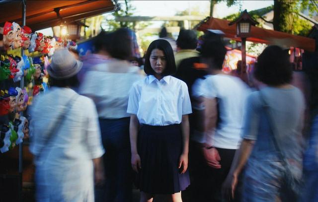 画像: Hina Yukawa appears in And so we put goldfish in the pool. by Makoto Nagahisa, an official selection of the Shorts Programs at the 2017 Sundance Film Festival. Courtesy of Sundance Institute.