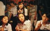 画像1: Hina Yukawa, Marin Nishimoto, Reina Kikuchi and Rina Matsuyama appear in And so we put goldfish in the pool. by Makoto Nagahisa, an official selection of the Shorts Programs at the 2017 Sundance Film Festival. Courtesy of Sundance Institute.