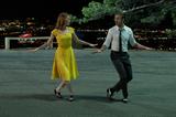 画像4: © 2017 Summit Entertainment, LLC. All Rights Reserved. Photo credit: EW0001: Sebastian (Ryan Gosling) and Mia (Emma Stone) in LA LA LAND.Photo courtesy of Lionsgate.