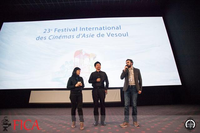 画像: ©Frederic AMBROISINE 映画祭 Q&Aでの佐藤慶紀監督