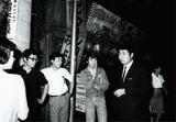 画像: 寺山修司(右側スーツ姿)は横尾忠則(右から2番目)らと演劇実験室天井棧敷を立ち上げた 写真 羽永光利 motion-gallery.net