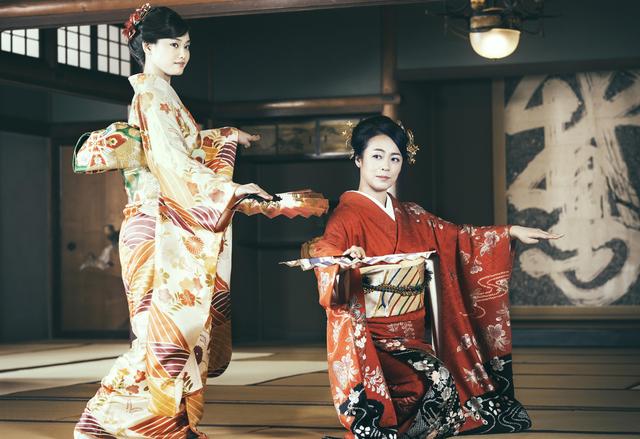 画像1: 「惑う After the Rain」が、アメリカ・ロサンゼルスで開催された多様性を問う映画祭「ユニバーサル多文化映画祭」にてグランプリを受賞!