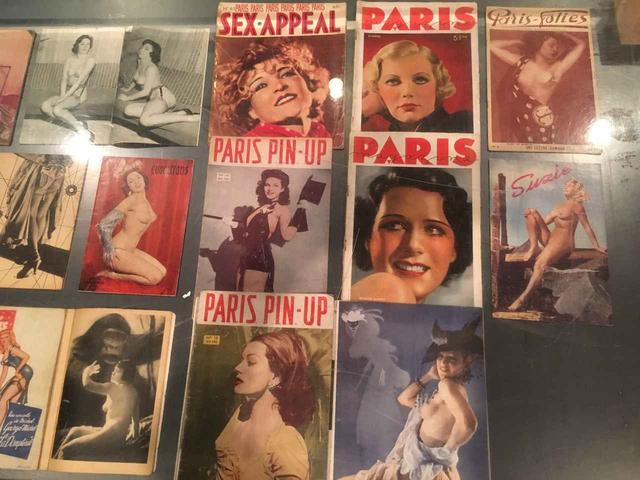 画像: 1935年の『SEX APPEAL』など、30年代から50年代のフランスのヌード雑誌の実物展示