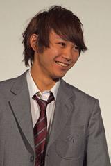 画像: 須賀健太さん