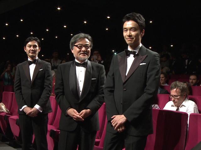 画像: 左より松田龍平、黒沢清監督、長谷川博己