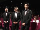 画像: 左より松田龍平、黒沢清監督、長谷川博己