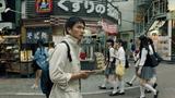 画像: 『SIGNATURE』 渋谷の街を、日本語を暗唱しながら歩く主人公。彼の顔から溢れ出る緊張感は、映画全体を覆う(近浦監督提供)