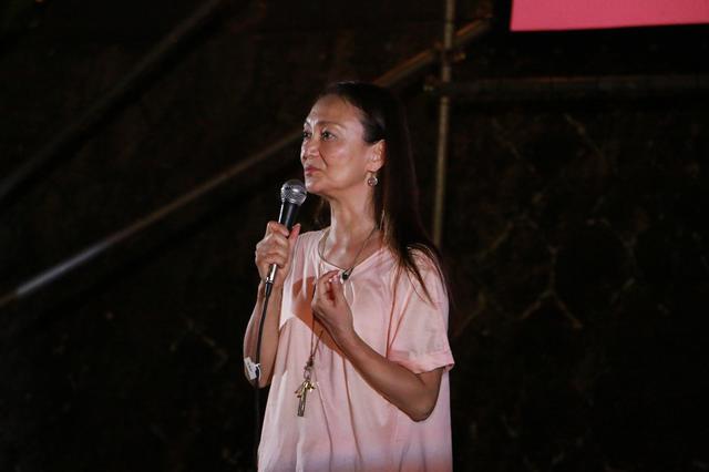 画像2: 佐々木芽生監督